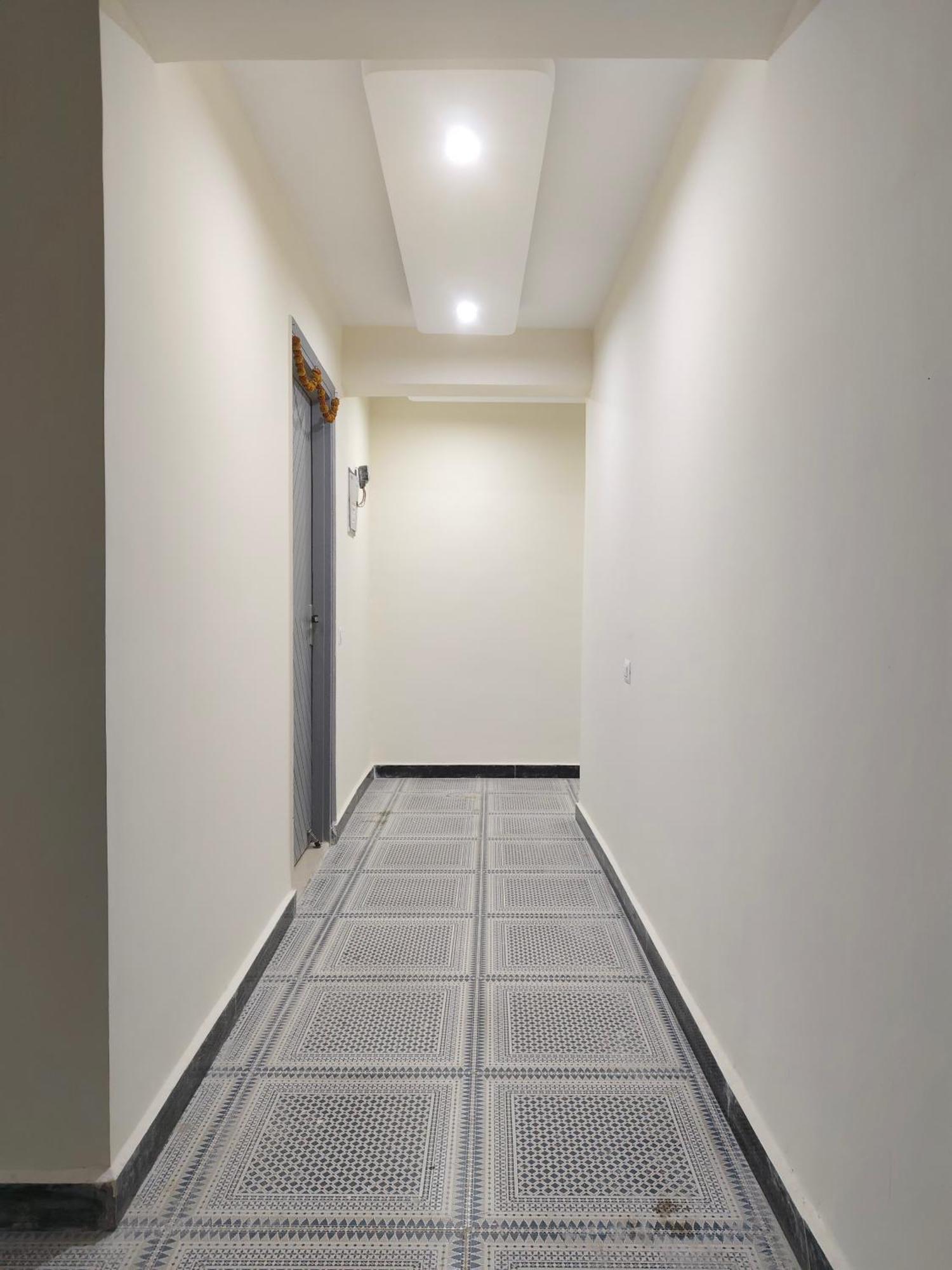 Divisha Homes 1bhk At South Delhi Apartment