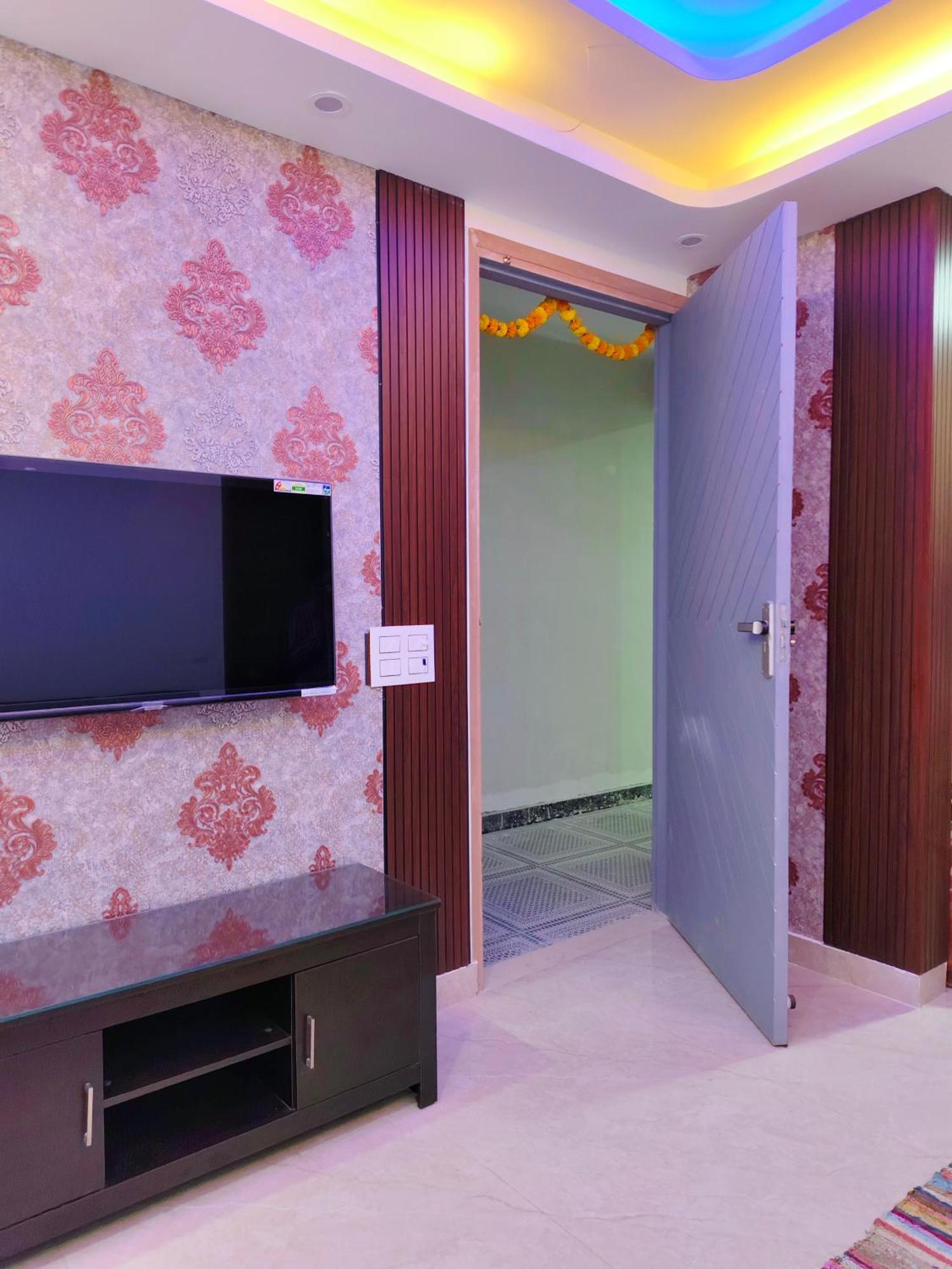Divisha Homes 1bhk At South Delhi