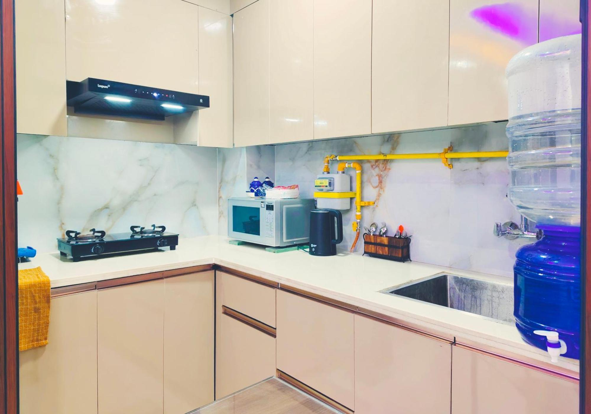 Divisha Homes 1bhk At South Delhi Apartment